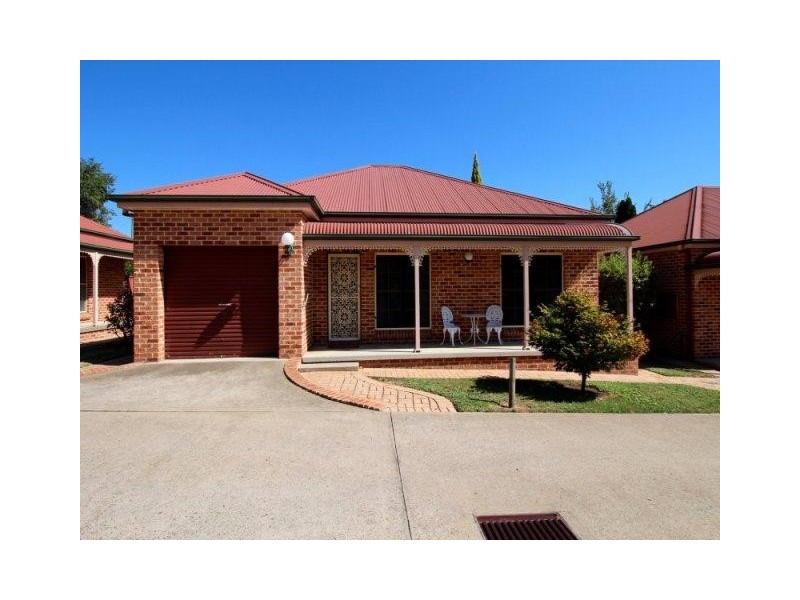 6/84-88 Lambert St, Bathurst NSW 2795