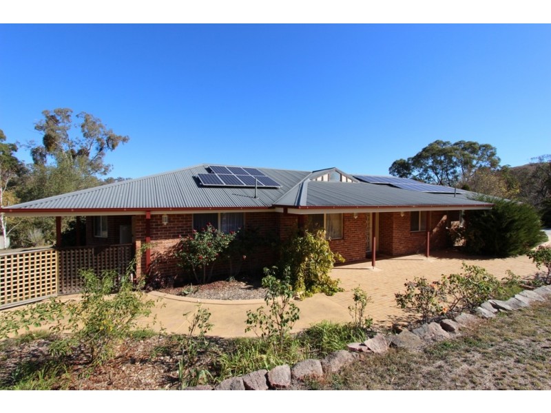 7 McLennan Close, Robin Hill NSW 2795