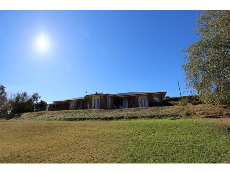 7 McLennan Close, Robin Hill NSW 2795