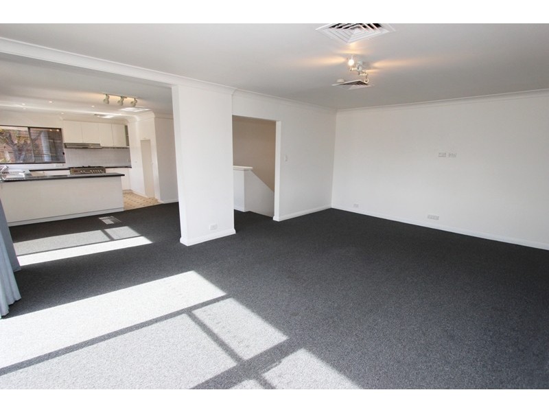 20 Edgell Street, West Bathurst NSW 2795