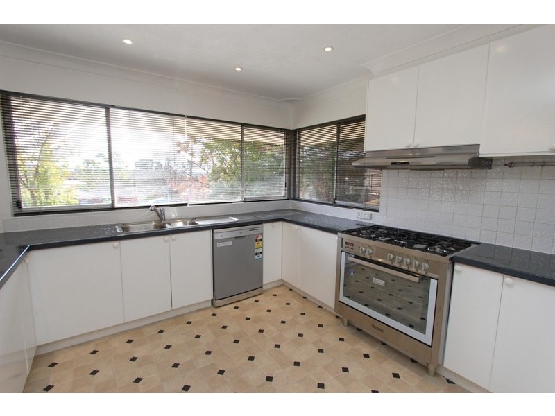 20 Edgell Street, West Bathurst NSW 2795