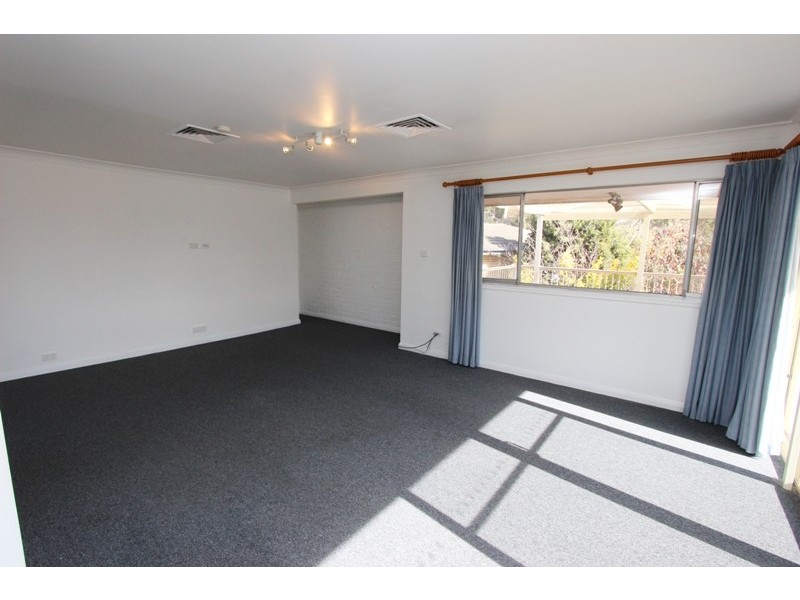 20 Edgell Street, West Bathurst NSW 2795