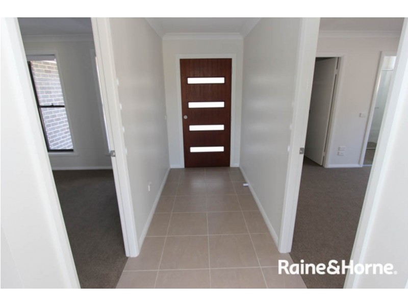 35 Amber Close, Kelso NSW 2795