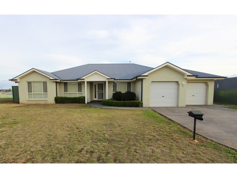 29 Marriott Ave, Kelso NSW 2795