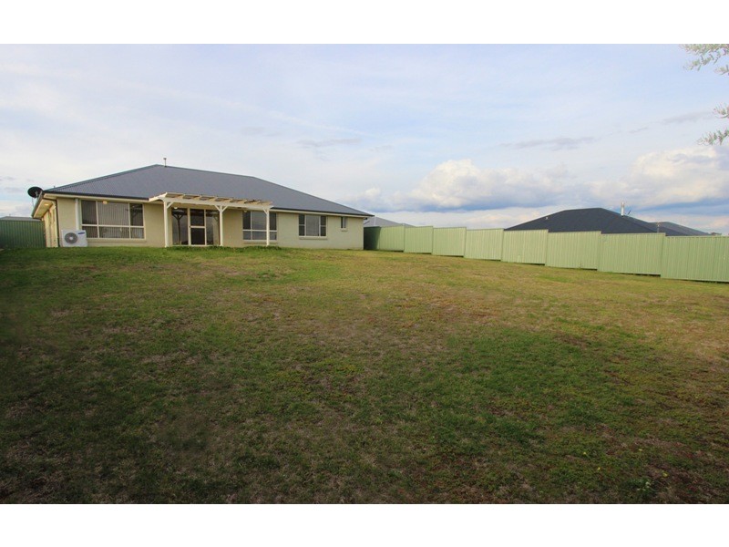 29 Marriott Ave, Kelso NSW 2795