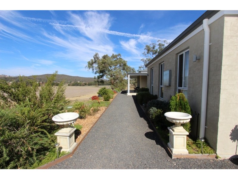 1693 Sofala Road, Peel NSW 2795