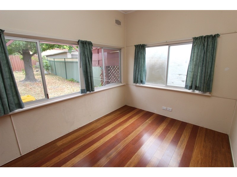 186 Rocket St, Bathurst NSW 2795