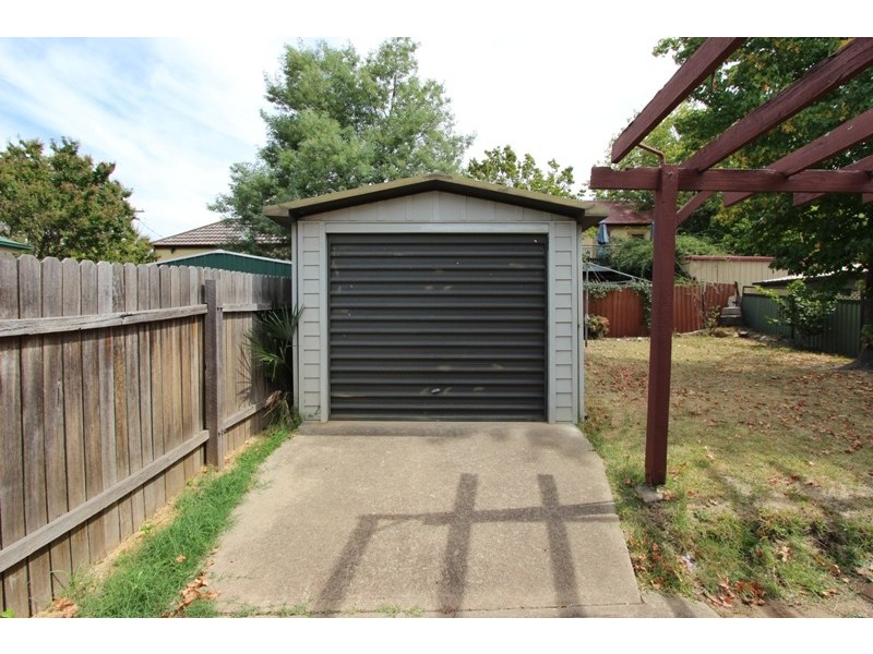 186 Rocket St, Bathurst NSW 2795