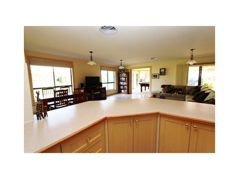 29 Willow Dr, Kelso NSW 2795