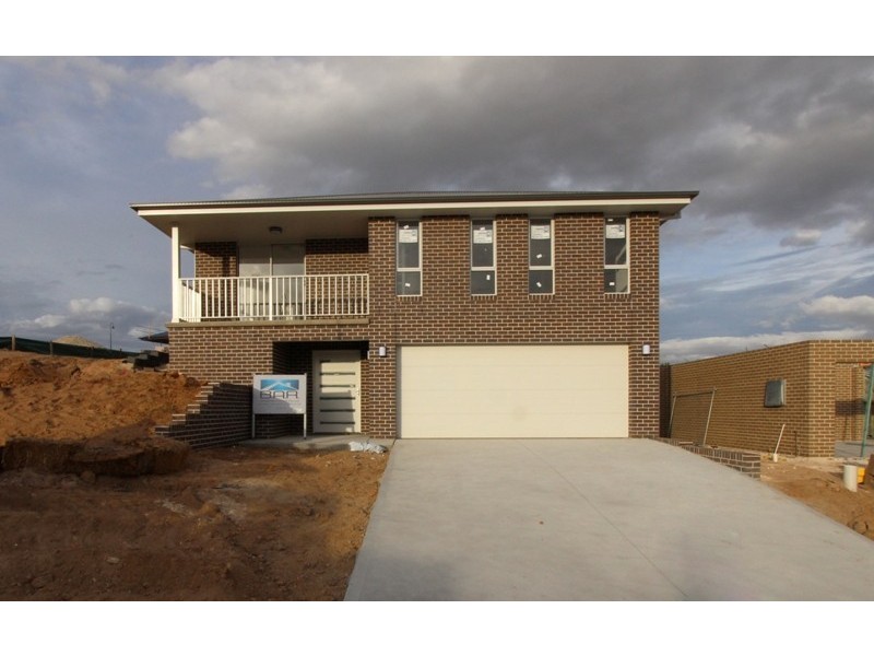 12 Adams Street, Bathurst NSW 2795