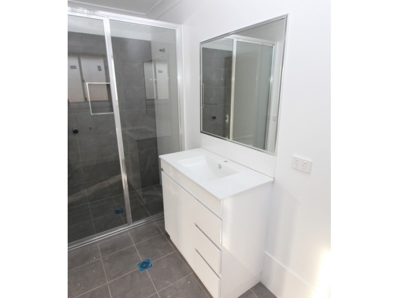 12 Adams Street, Bathurst NSW 2795