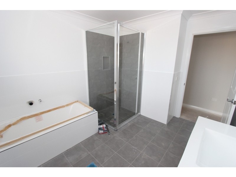 12 Adams Street, Bathurst NSW 2795