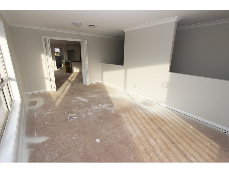 12 Adams Street, Bathurst NSW 2795