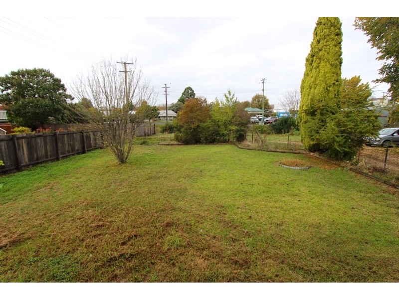 123a Durham Street, Bathurst NSW 2795