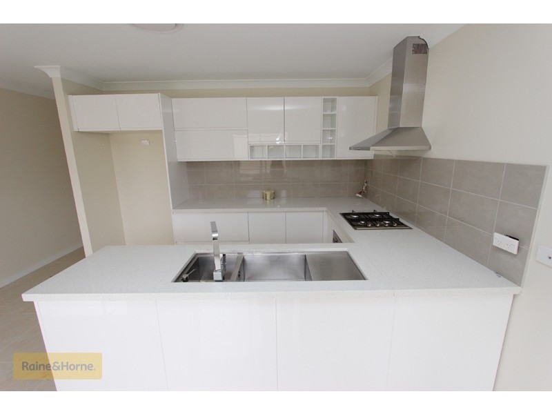 2/40 Wentworth Drive, Kelso NSW 2795