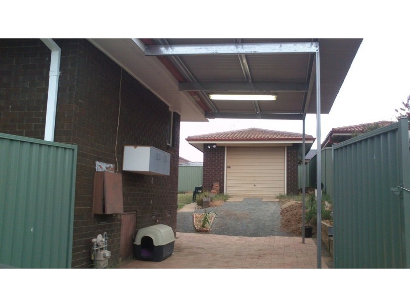10 McKibbin Place, Bathurst NSW 2795