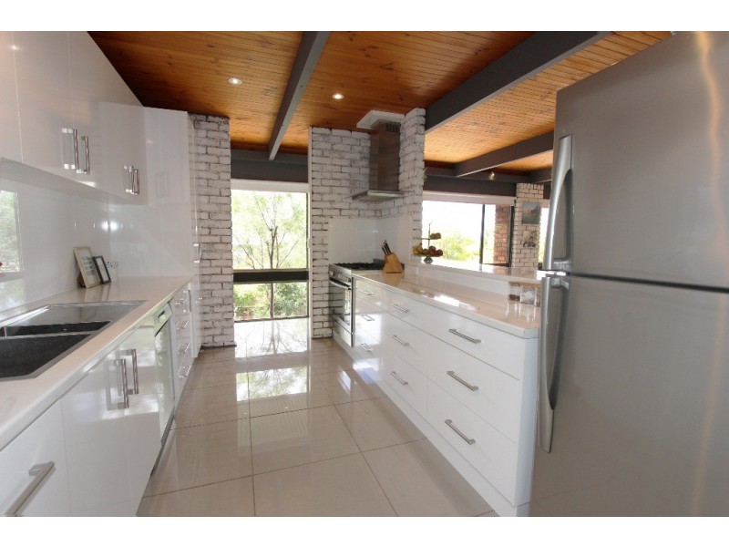 13 Casey Circuit, West Bathurst NSW 2795