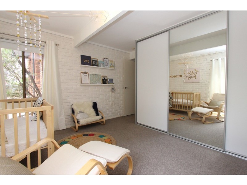 13 Casey Circuit, West Bathurst NSW 2795