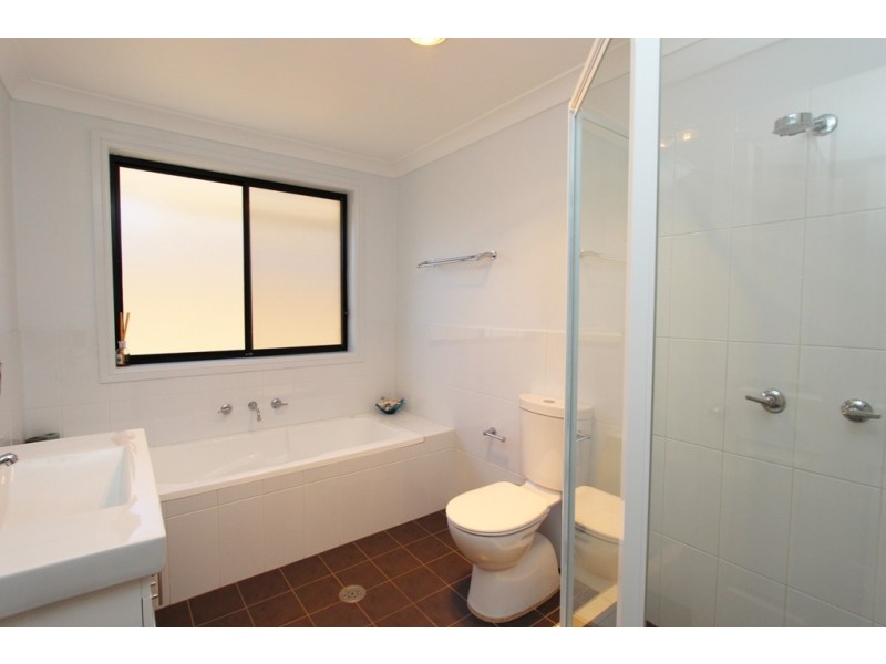 2 Willow Drive, Kelso NSW 2795