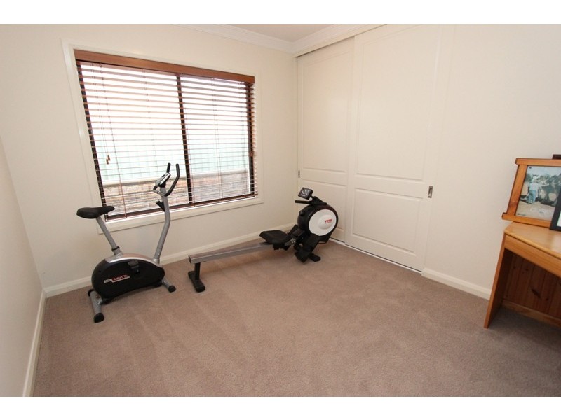 32 Darwin Drive, Llanarth NSW 2795