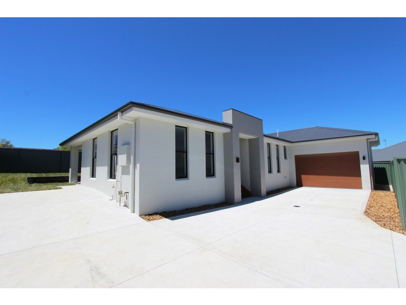 12A Barr Street, Windradyne NSW 2795