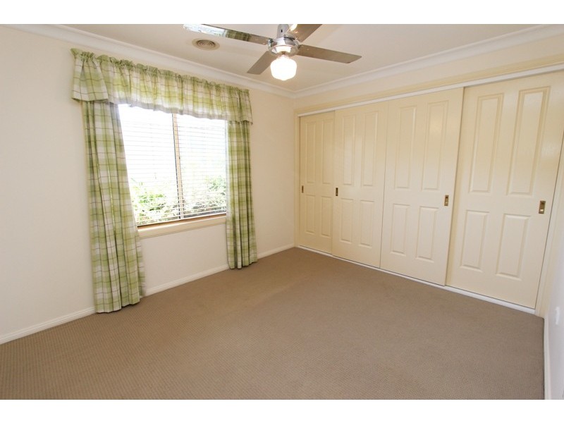 18 Georgia Place, Llanarth NSW 2795