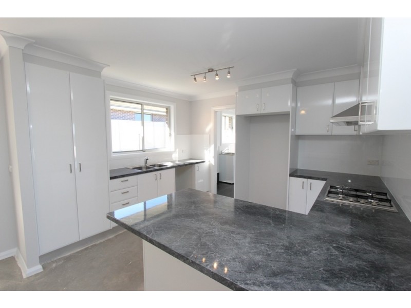 72 Graham Drive, Kelso NSW 2795