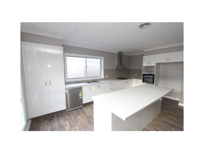2 Cassidy Way, Kelso NSW 2795