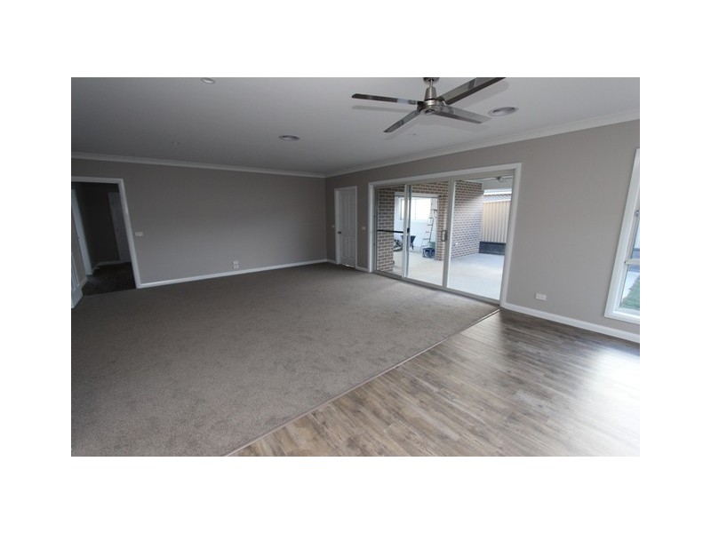 2 Cassidy Way, Kelso NSW 2795