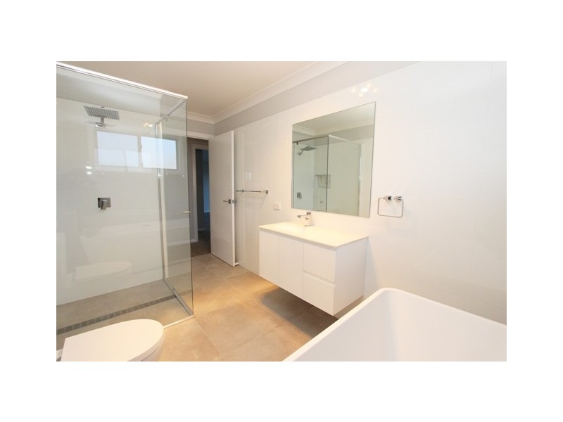 24 Governors Parade, Windradyne NSW 2795