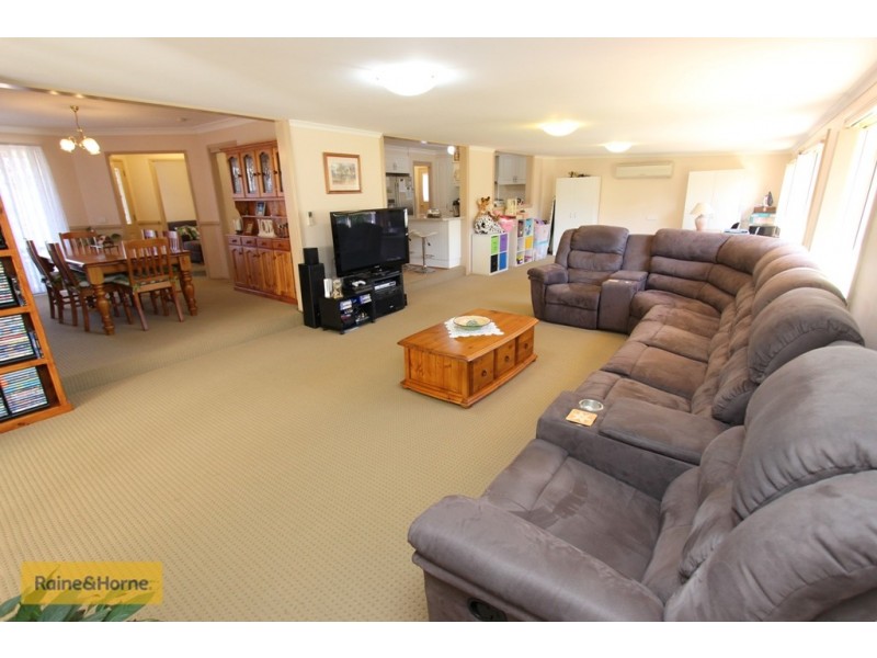 6 Cox Lane, Eglinton NSW 2795