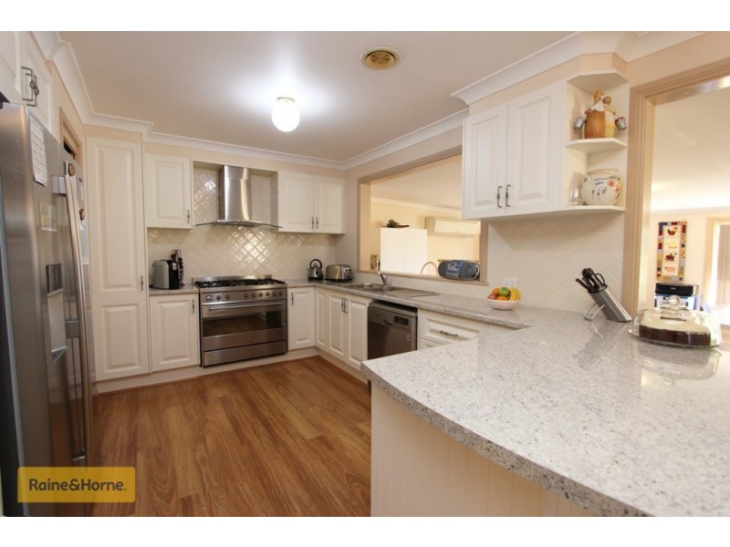 6 Cox Lane, Eglinton NSW 2795