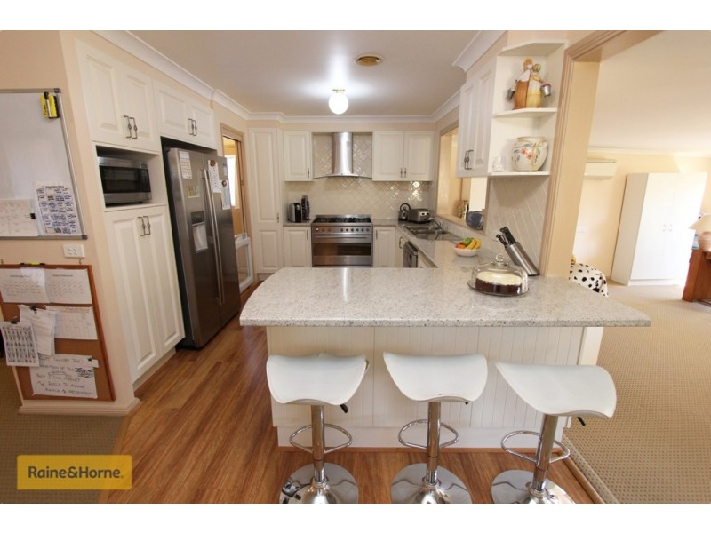 6 Cox Lane, Eglinton NSW 2795