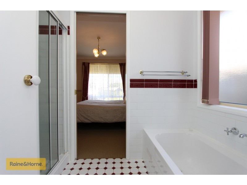 6 Cox Lane, Eglinton NSW 2795