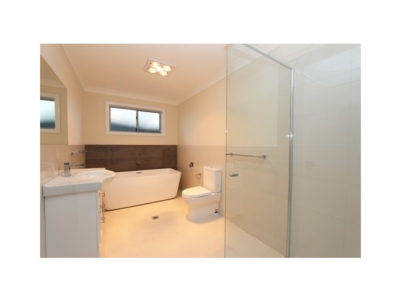 22 Governors Parade, Windradyne NSW 2795