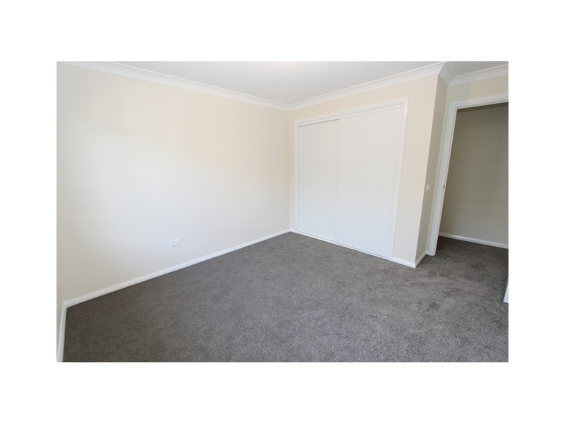 22 Governors Parade, Windradyne NSW 2795