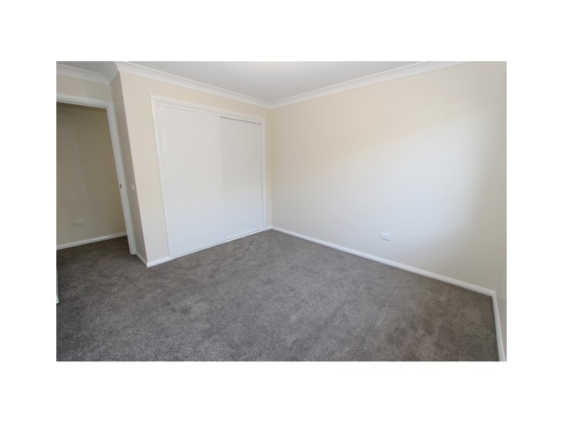 22 Governors Parade, Windradyne NSW 2795