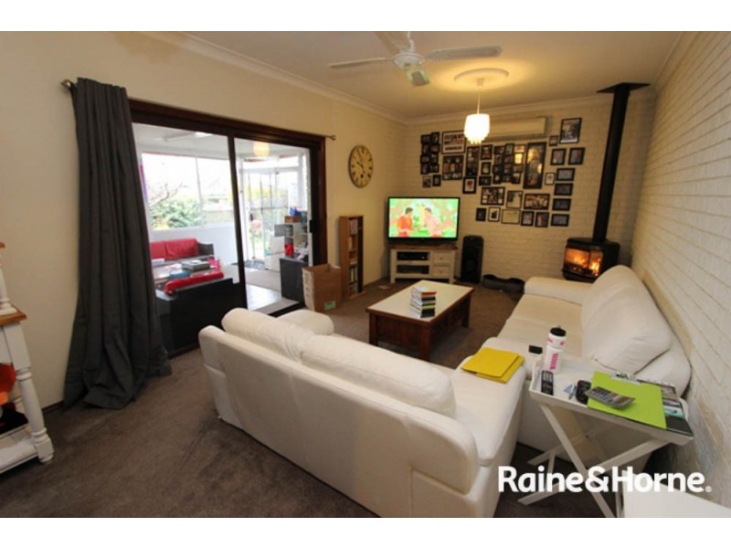 24 Opperman Way, Windradyne NSW 2795