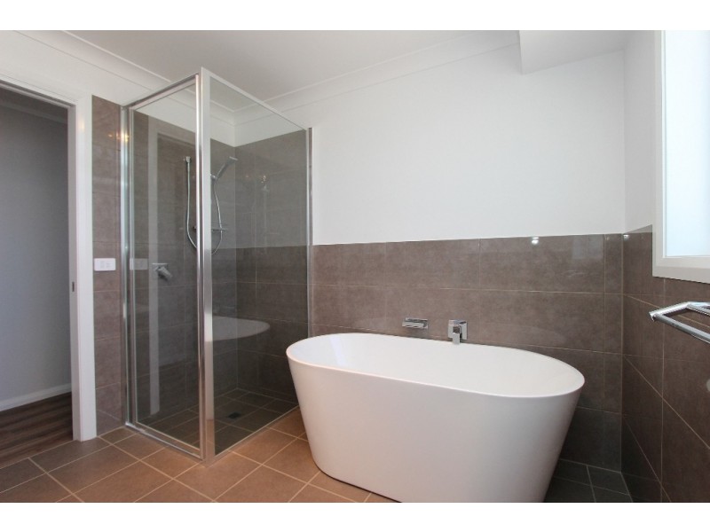 28 McGillan Drive, Kelso NSW 2795