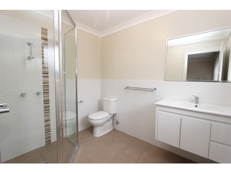 21 Parer Road, Bathurst NSW 2795