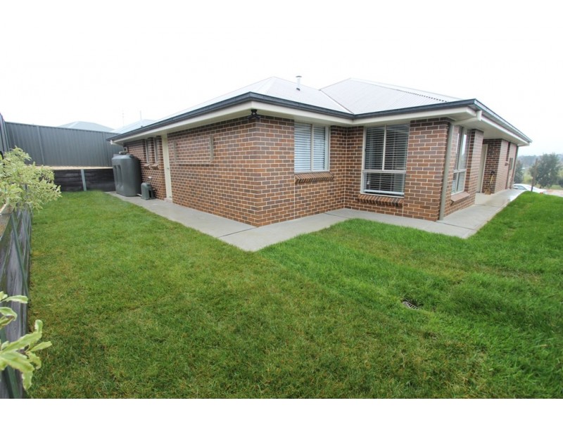 21 Parer Road, Bathurst NSW 2795