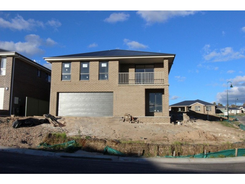 14 Adams Street, Windradyne NSW 2795