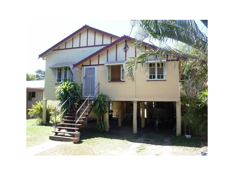 39 Seventh Avenue, Home Hill QLD 4806