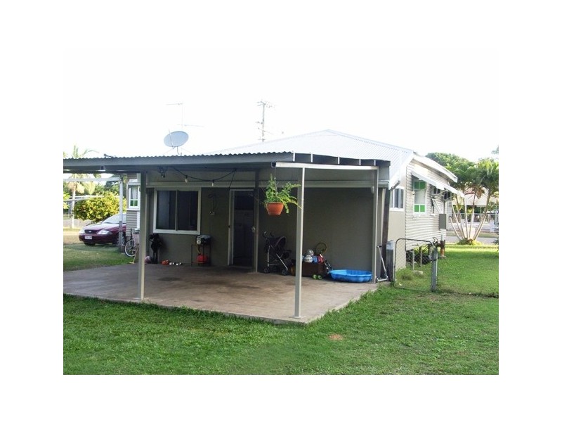 97 Eleventh Avenue, Home Hill QLD 4806