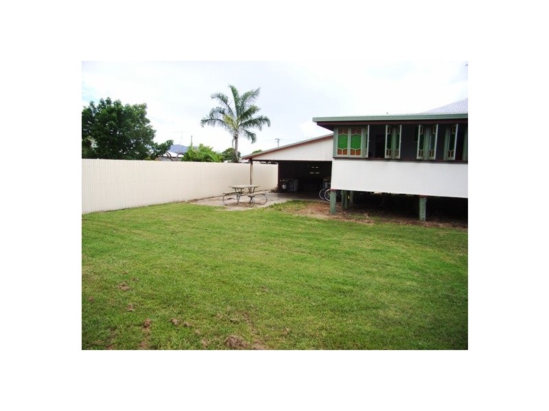 3 Fifth Street, Home Hill QLD 4806