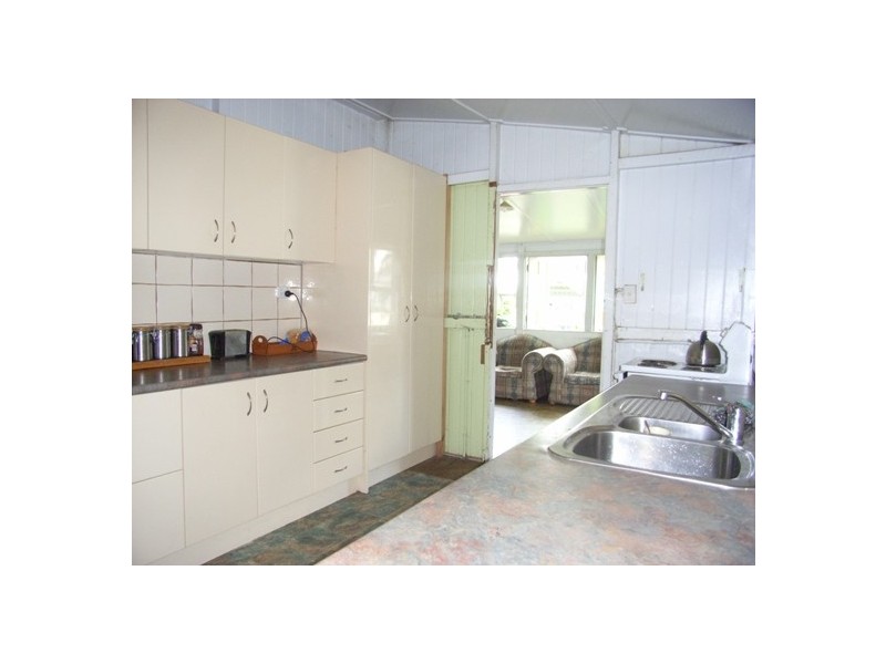 3 Fifth Street, Home Hill QLD 4806