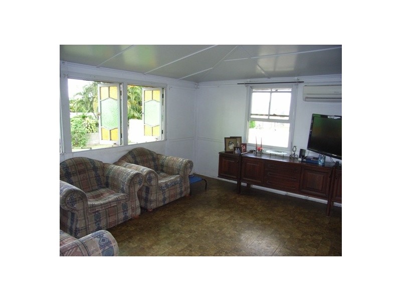 3 Fifth Street, Home Hill QLD 4806