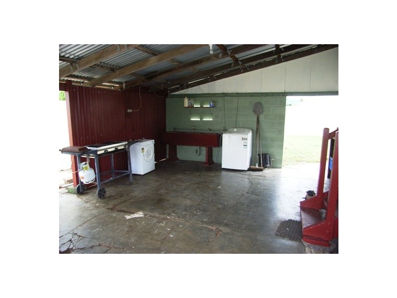 3 Fifth Street, Home Hill QLD 4806