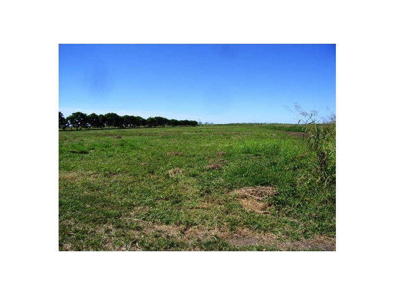 221 Hodel Road, Giru QLD 4809