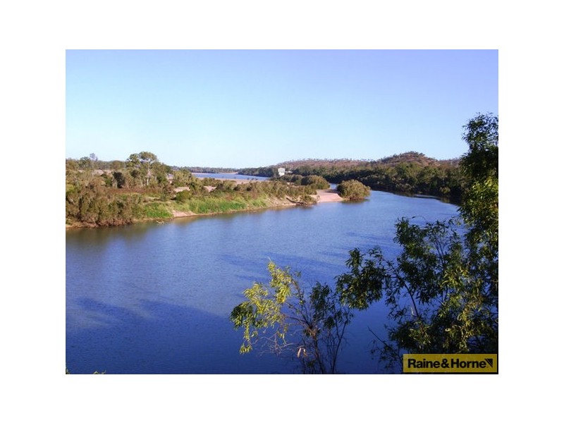 “Steepy Banks” Dalbeg Road, Clare, Ayr QLD 4807